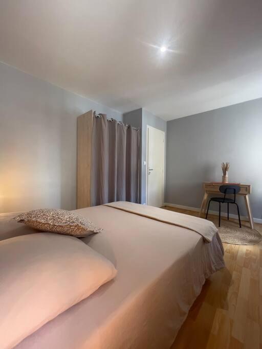 Casa Cloutiers #4 - Joli & Cosy T2 Avec Clim Parking - Hyper Centre Brive Apartment ภายนอก รูปภาพ
